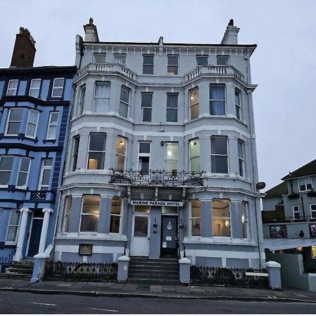 Oyo Marine Parade Hotel, Eastbourne Pier Exterior foto